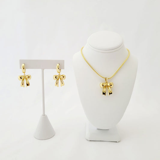 Necklace and Earrings Set With Puffy Bows